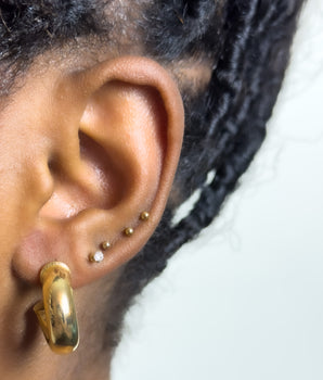 Tia Rounded C-hoop Earrings